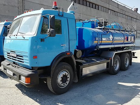 Автотопливозаправщик АТЗ-11 на шасси КАМАЗ-65115