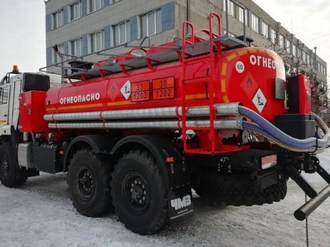 Автотопливозаправщик АТЗ-10 на шасси КАМАЗ-43118