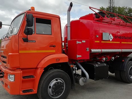 Автотопливозаправщик АТЗ-12 на шасси КАМАЗ-53605