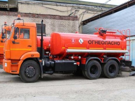 Автотопливозаправщик АТЗ-10 на шасси КАМАЗ-65115