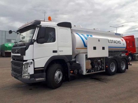 Автотопливозаправщик АТЗ-17 на шасси Scania